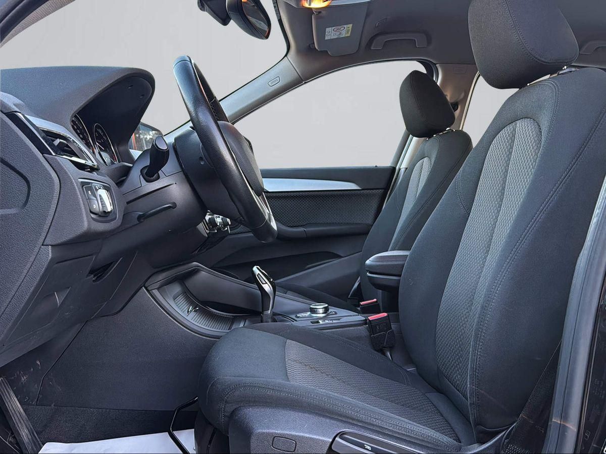 BMW X1 xDrive18d  Advantage #AUT #LED #NAV #AHK #KAM foto 12