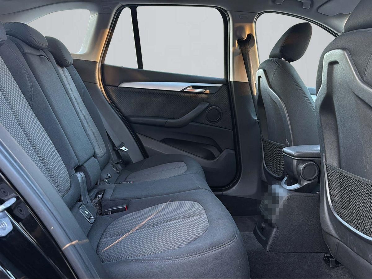 BMW X1 xDrive18d  Advantage #AUT #LED #NAV #AHK #KAM foto 16