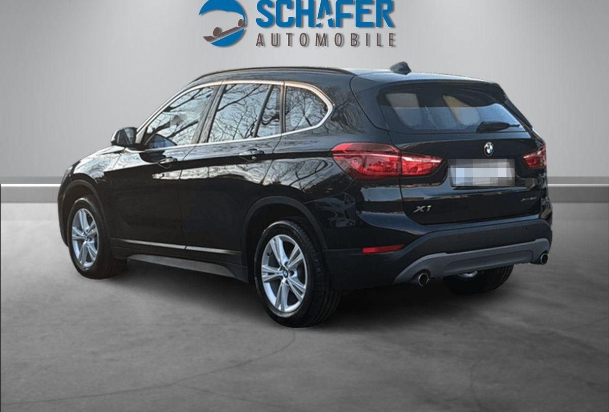 BMW X1 xDrive18d  Advantage #AUT #LED #NAV #AHK #KAM foto 4