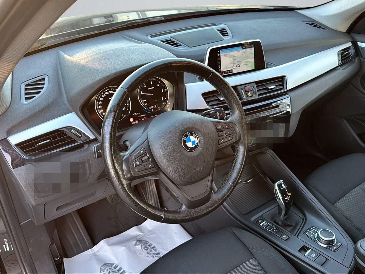 BMW X1 xDrive18d  Advantage #AUT #LED #NAV #AHK #KAM foto 9