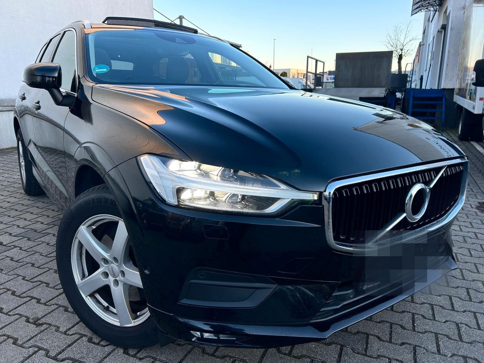 Volvo XC 60 Momentum AWD|1.HD|H-UP|PANO|DIGITAL|4xSHZ foto 3