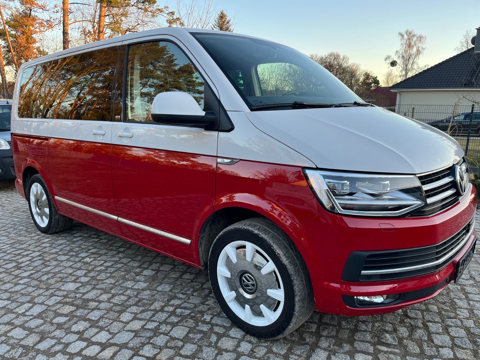 Volkswagen T6 Multivan LED Navi Leder Standheizung foto 2