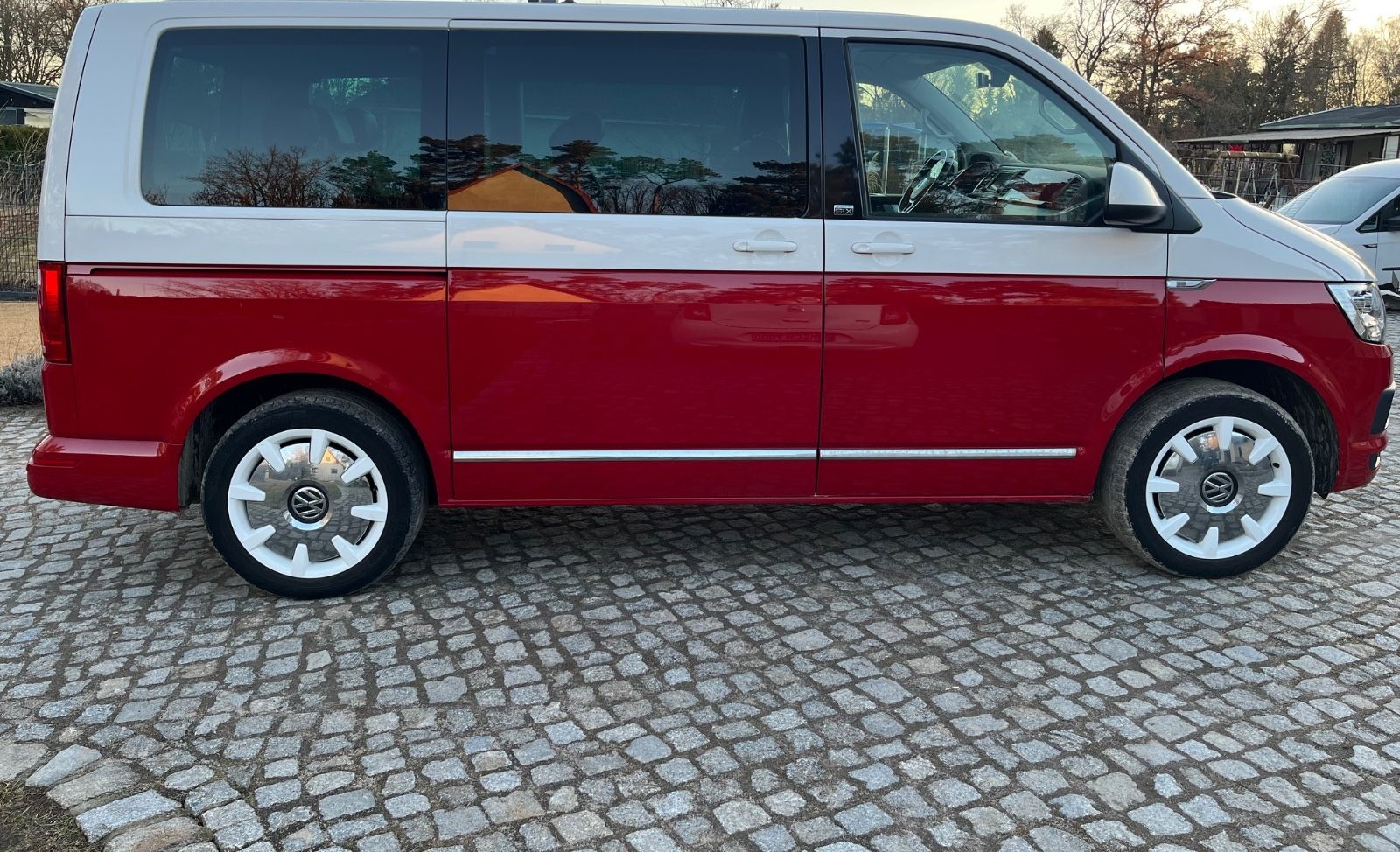 Volkswagen T6 Multivan LED Navi Leder Standheizung foto 3