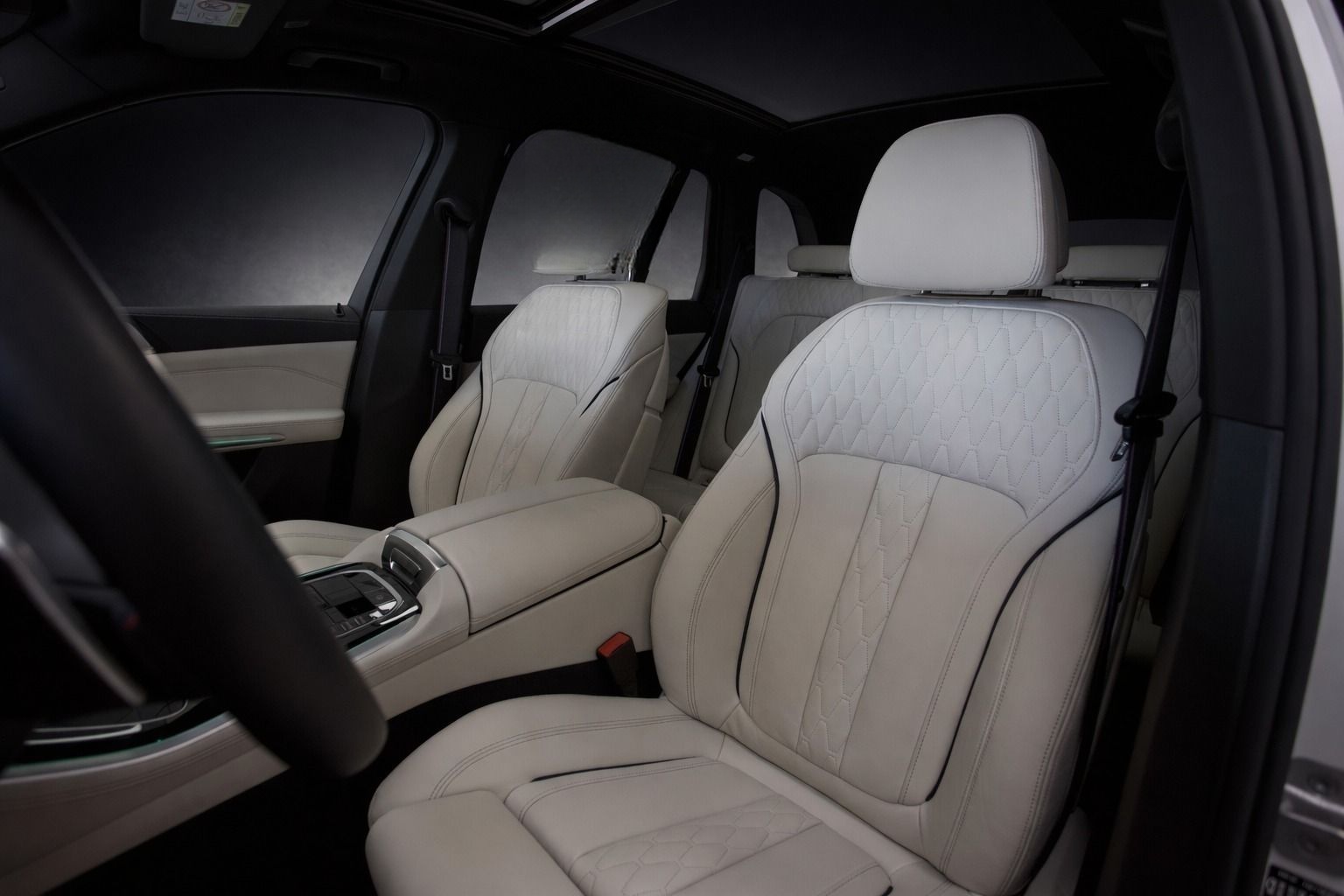 BMW X5 M60i 3x M SPORT PRO*INTEGRAL*INDIVIDUAL*VOLL foto 2