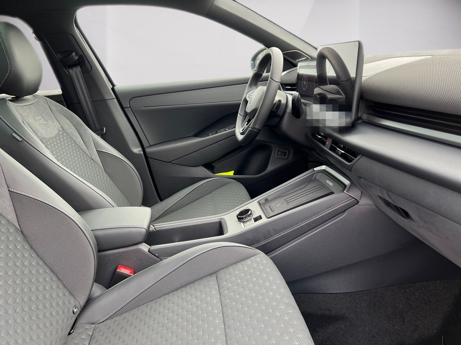 Volkswagen T-Roc R-Line 1.5l eTSI Black S Matrix Standhzg foto 9