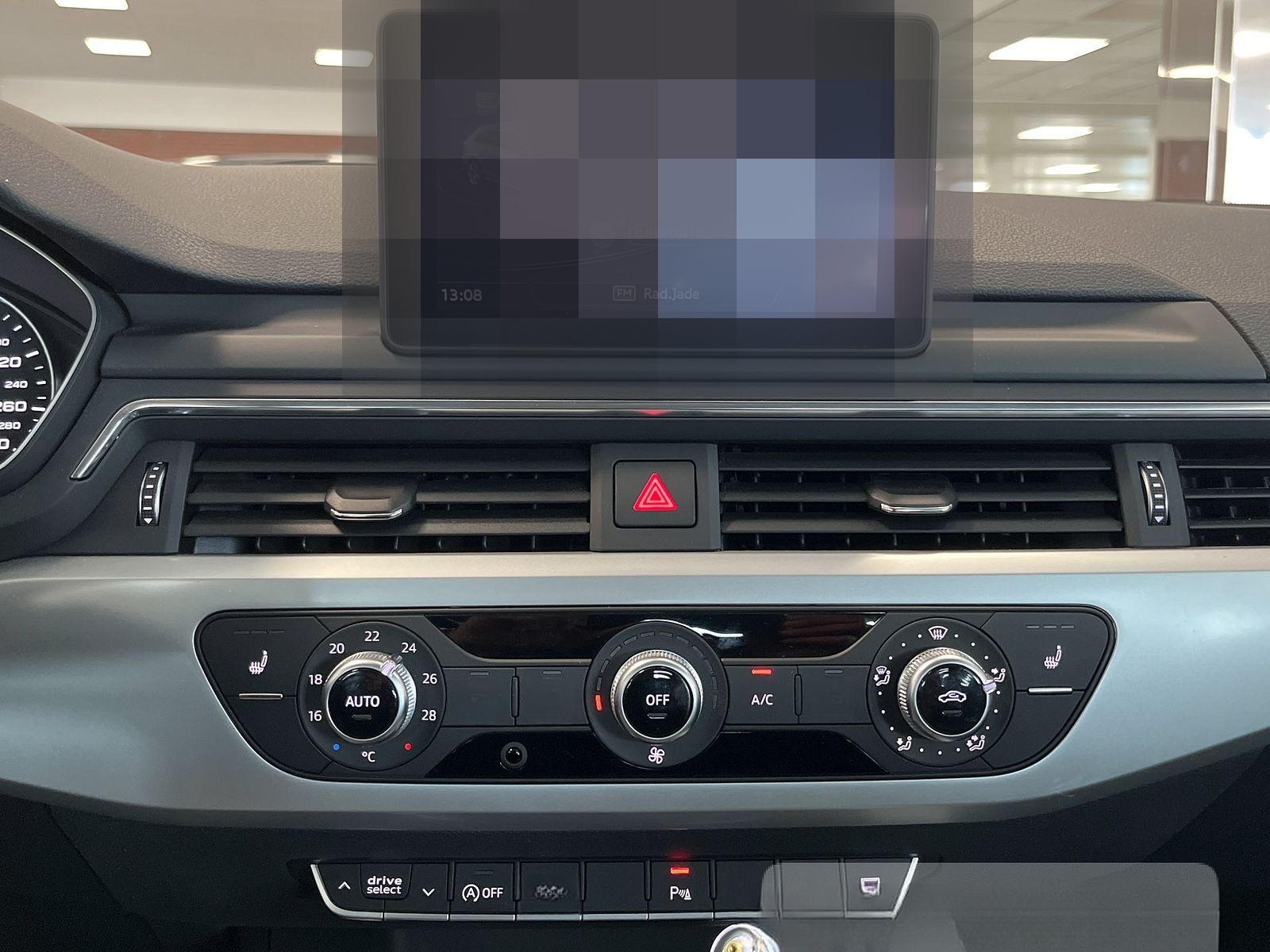 Audi A4 Avant 1.4 TFSI basis S-tronic Sitzhzg. PDC foto 7