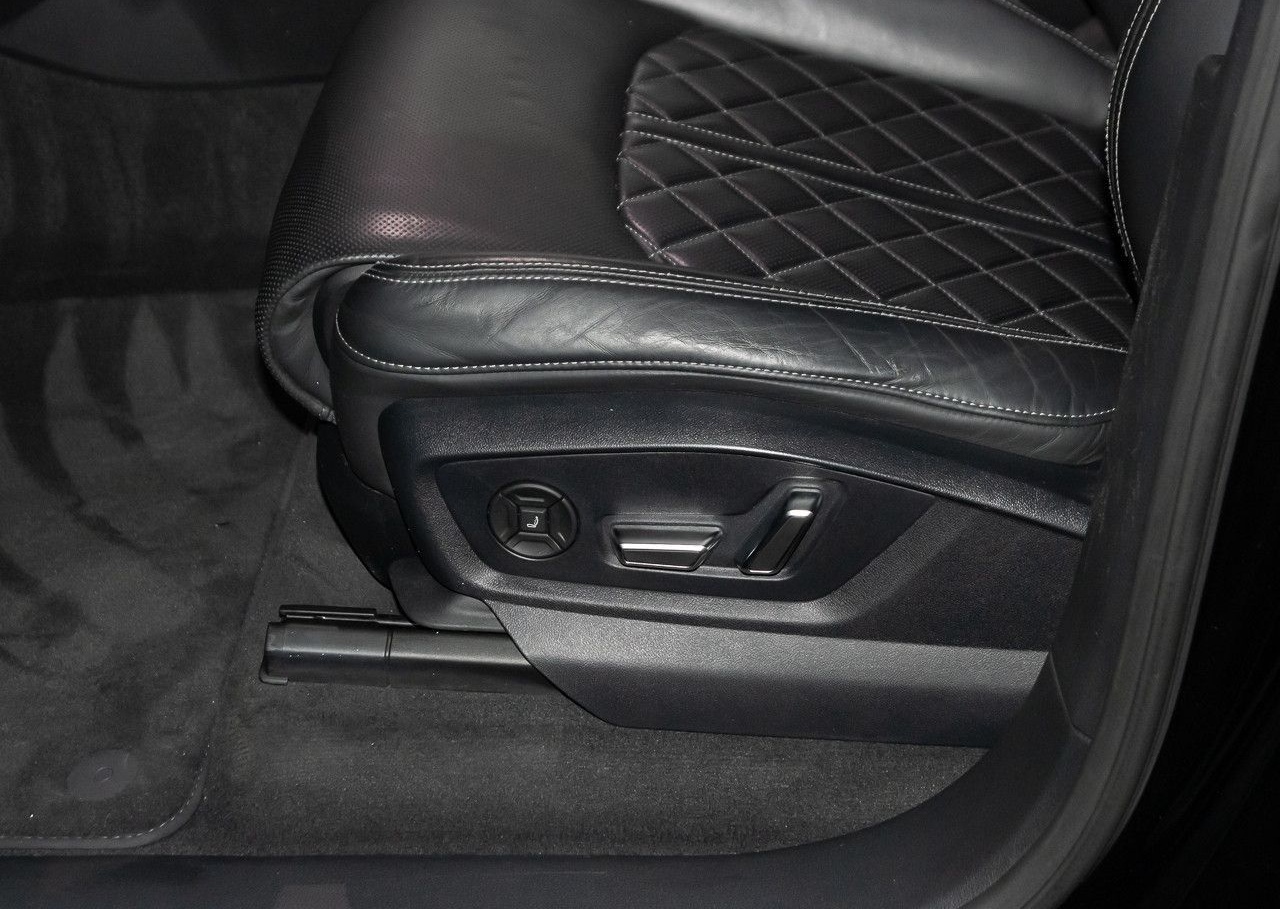Audi Q7 TFSI e quattro S line AHK Matrix LED B&O 20'' foto 21