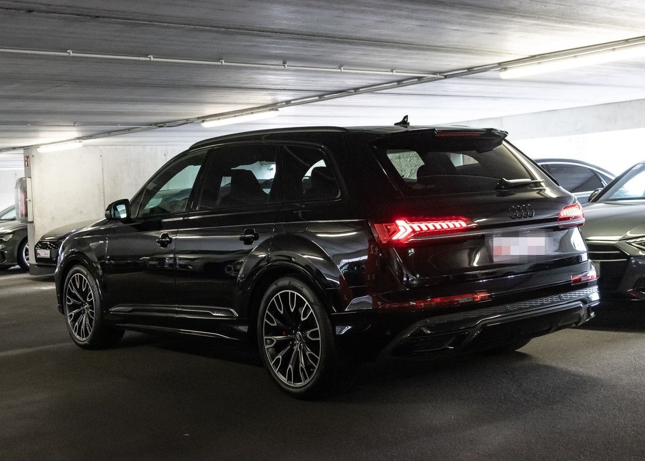 Audi Q7 TFSI e quattro S line AHK Matrix LED B&O 20'' foto 5