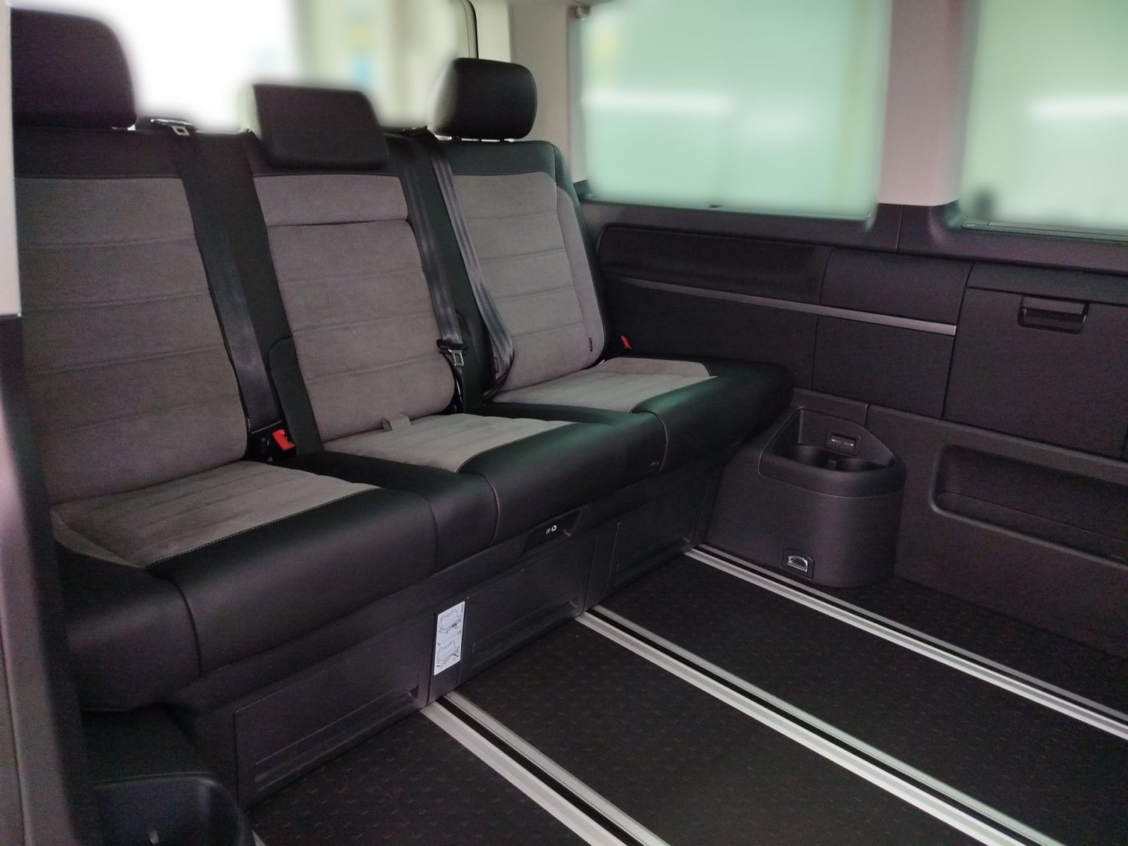 Volkswagen T6.1 Multivan 2.0 TDI DSG 4Motion Generation Six foto 12