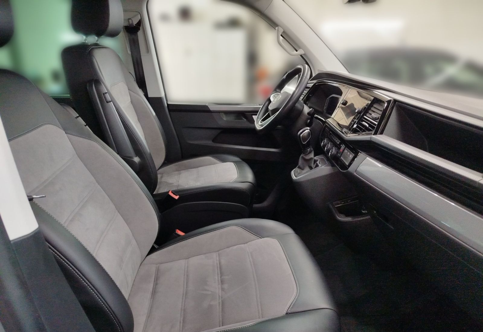 Volkswagen T6.1 Multivan 2.0 TDI DSG 4Motion Generation Six foto 14