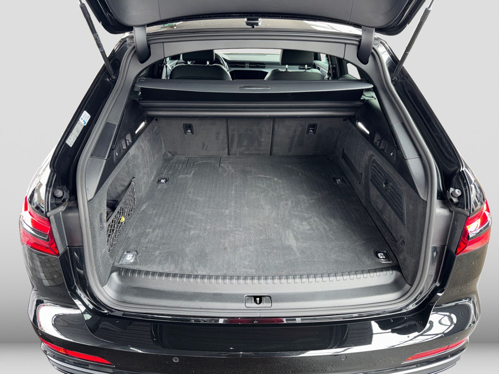 Audi A6 Avant sport 55TFSIe quattro S-trc Matrix Virt foto 12