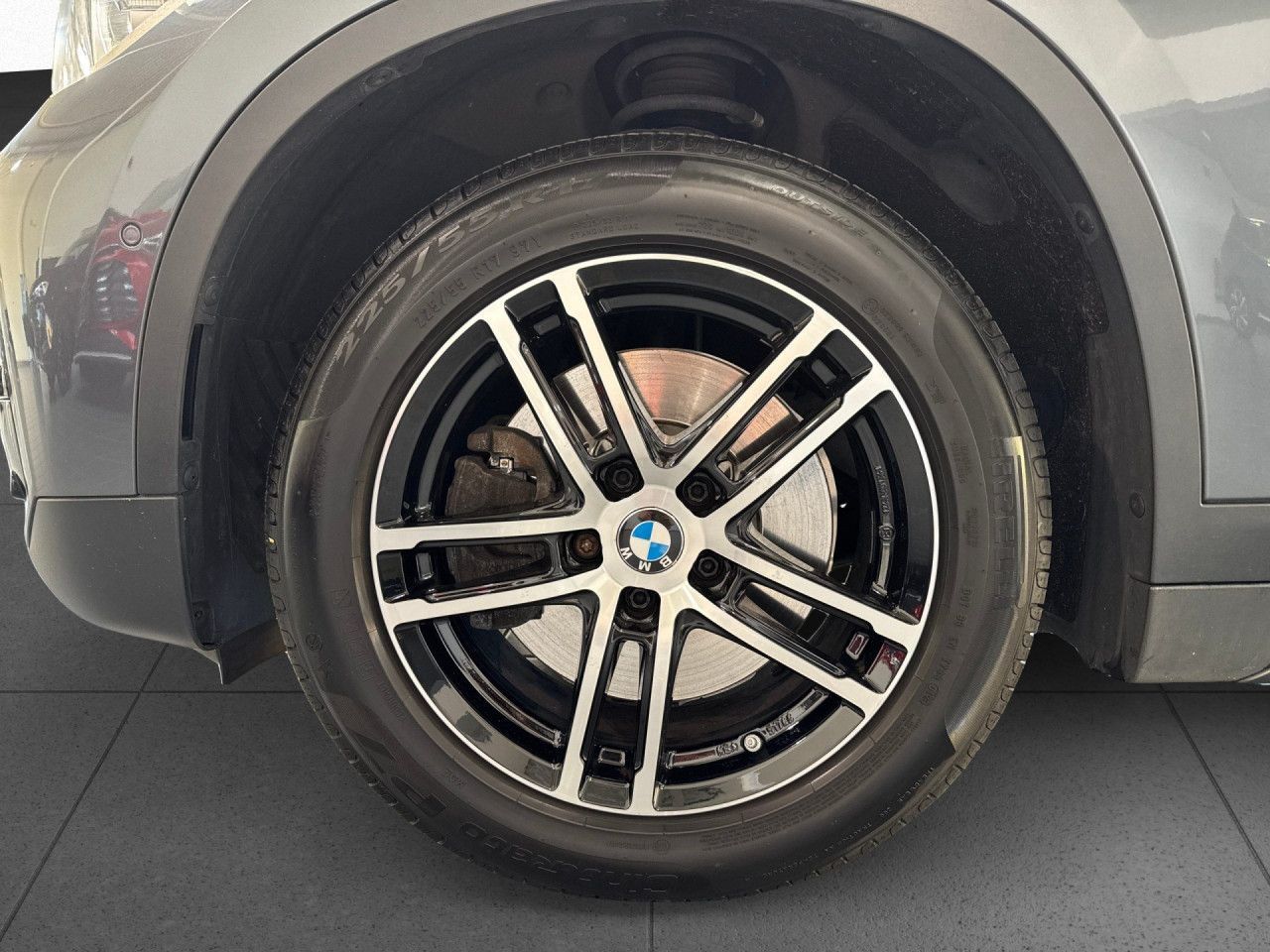 BMW X1 xDrive20i Sport Line Aut Kam,HiFi,LED,Navi,DA foto 17