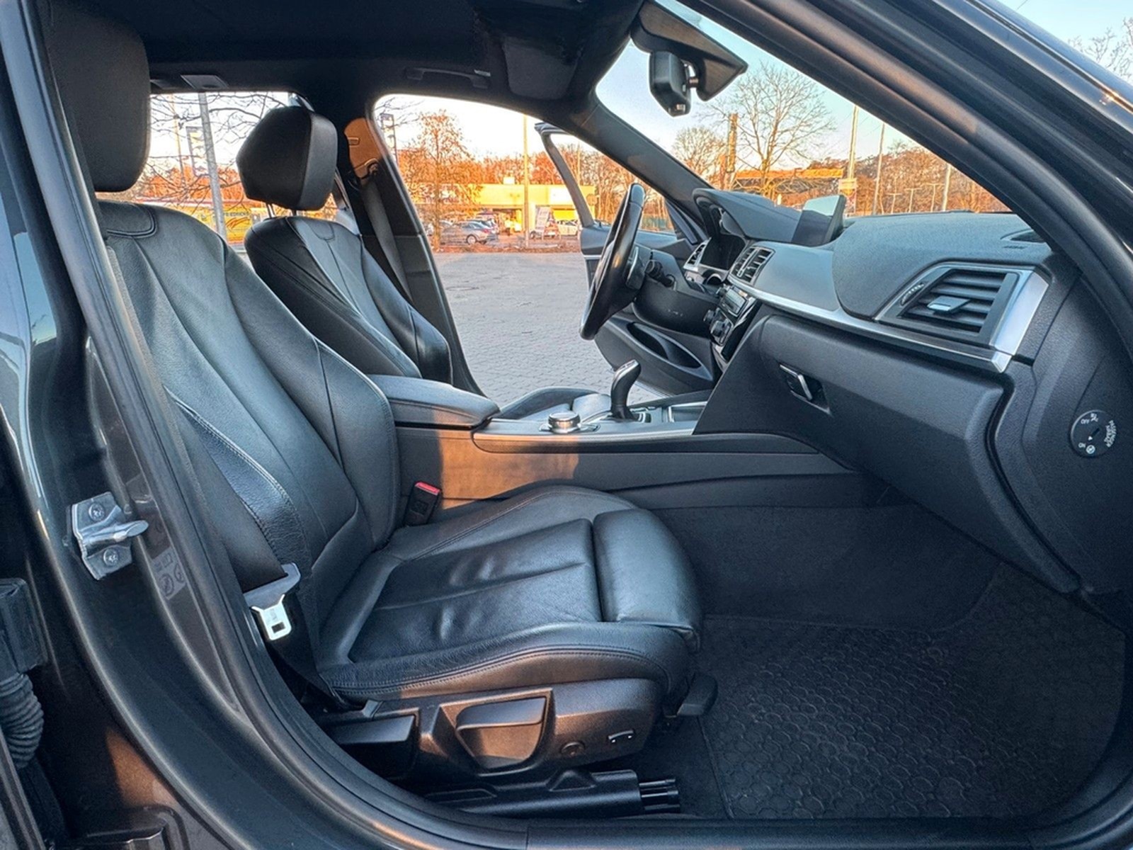 BMW 340i xDrive Touring F31 B58 EZ 2019 VA Top foto 12