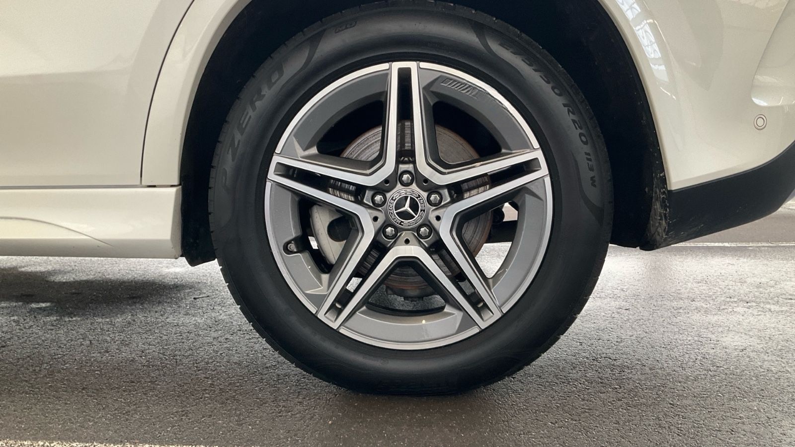 Mercedes-Benz GLE 350 de 4Matic AMG LINE foto 21