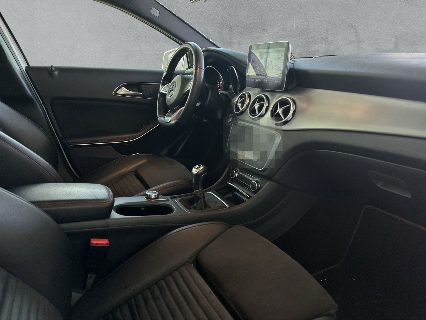 Mercedes-Benz GLA 200 AMG-Line Parkass. Sitzhzg.Navi LED Panor foto 14