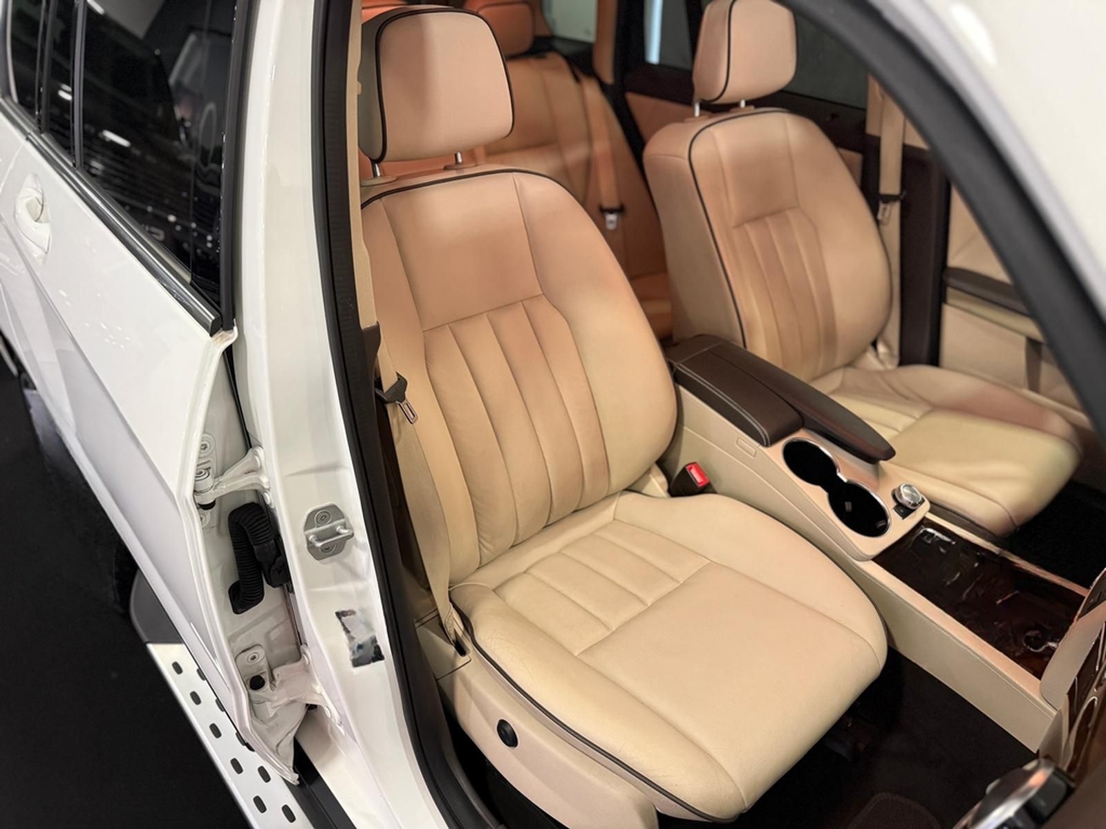 Mercedes-Benz GLK 350 4M AMG-Line *PANO*360*SPUR*DIST*H&K*LED* foto 26