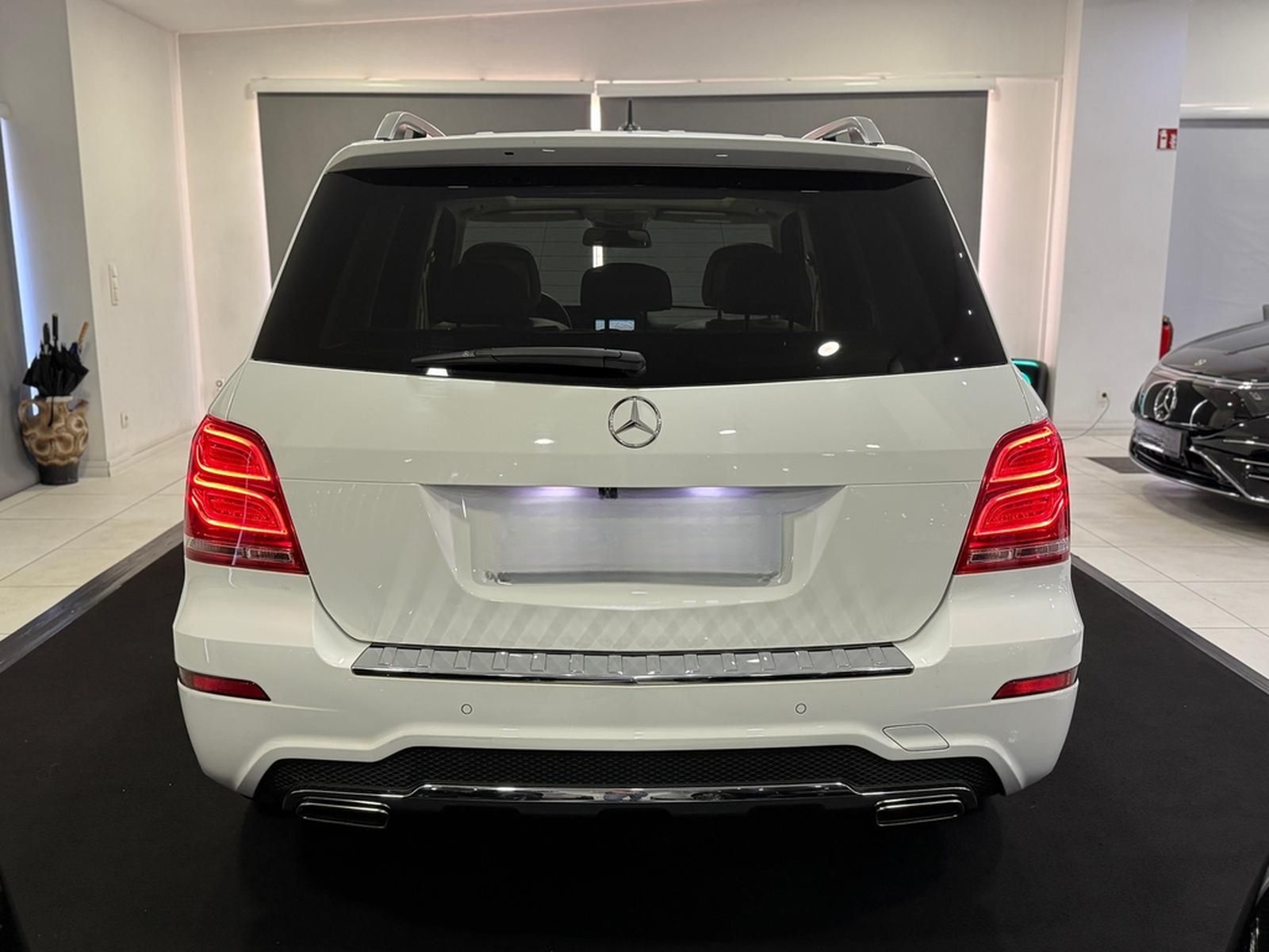 Mercedes-Benz GLK 350 4M AMG-Line *PANO*360*SPUR*DIST*H&K*LED* foto 8
