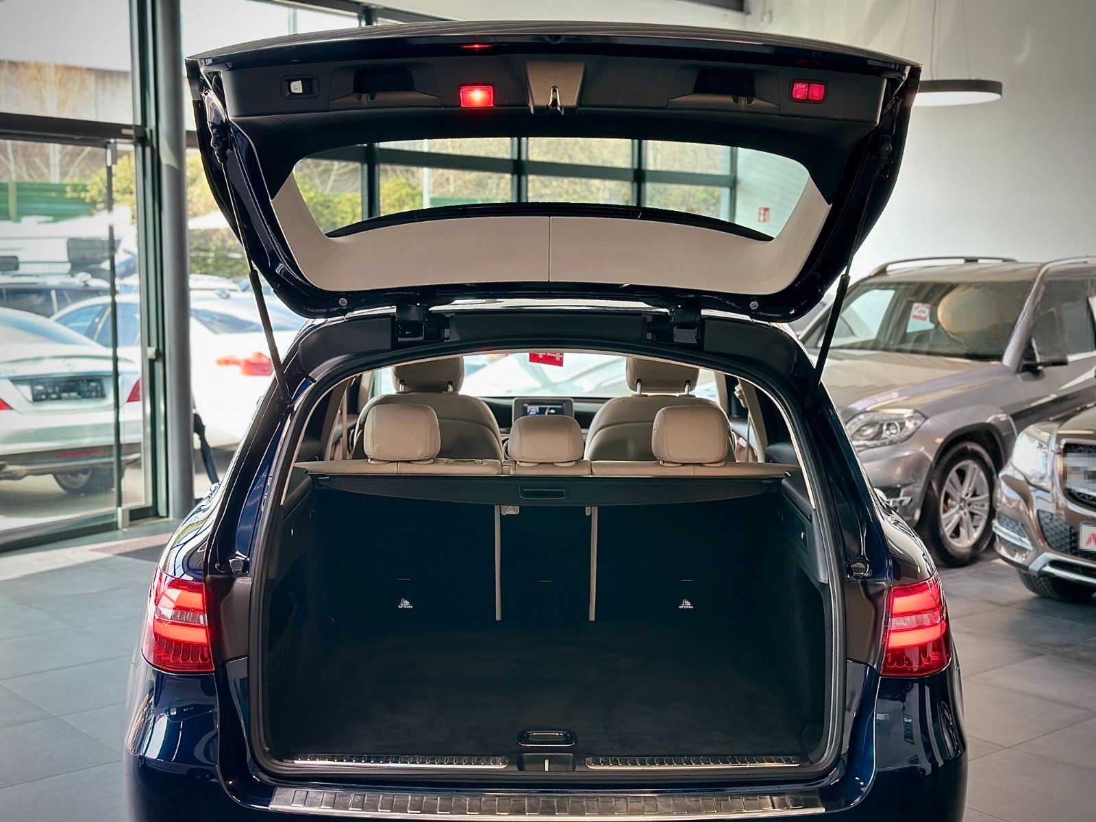 Mercedes-Benz GLC 220d 4Matic Exclusive 1.Hand*Distro+*Pano*AH foto 12