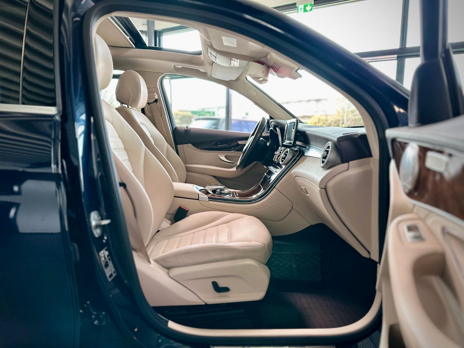 Mercedes-Benz GLC 220d 4Matic Exclusive 1.Hand*Distro+*Pano*AH foto 21