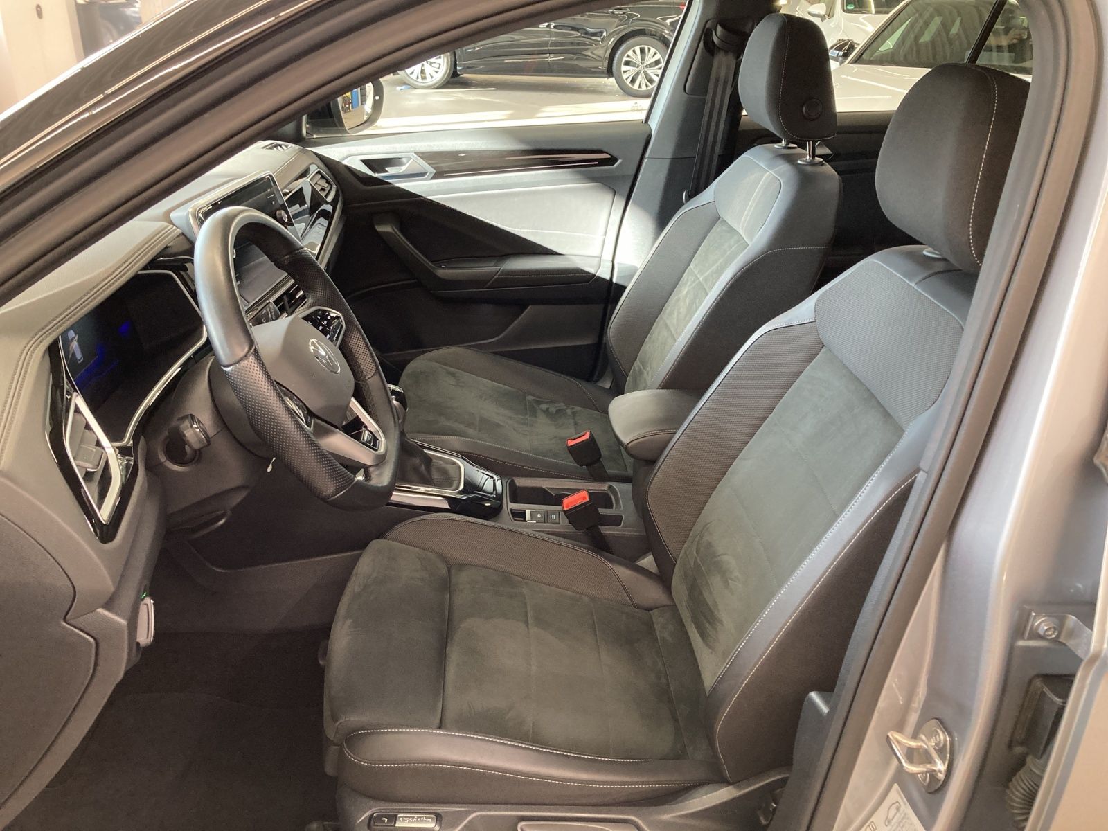 Volkswagen T-Roc TSI R-Line LED-Plus ACC Navi Kamera foto 14