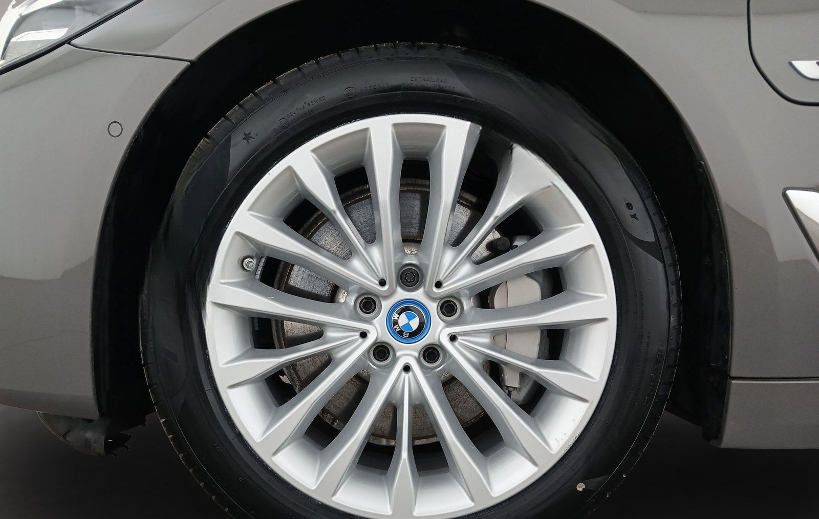 BMW 530e Touring AHK LiveCockpitProf Kamera HiFi foto 6