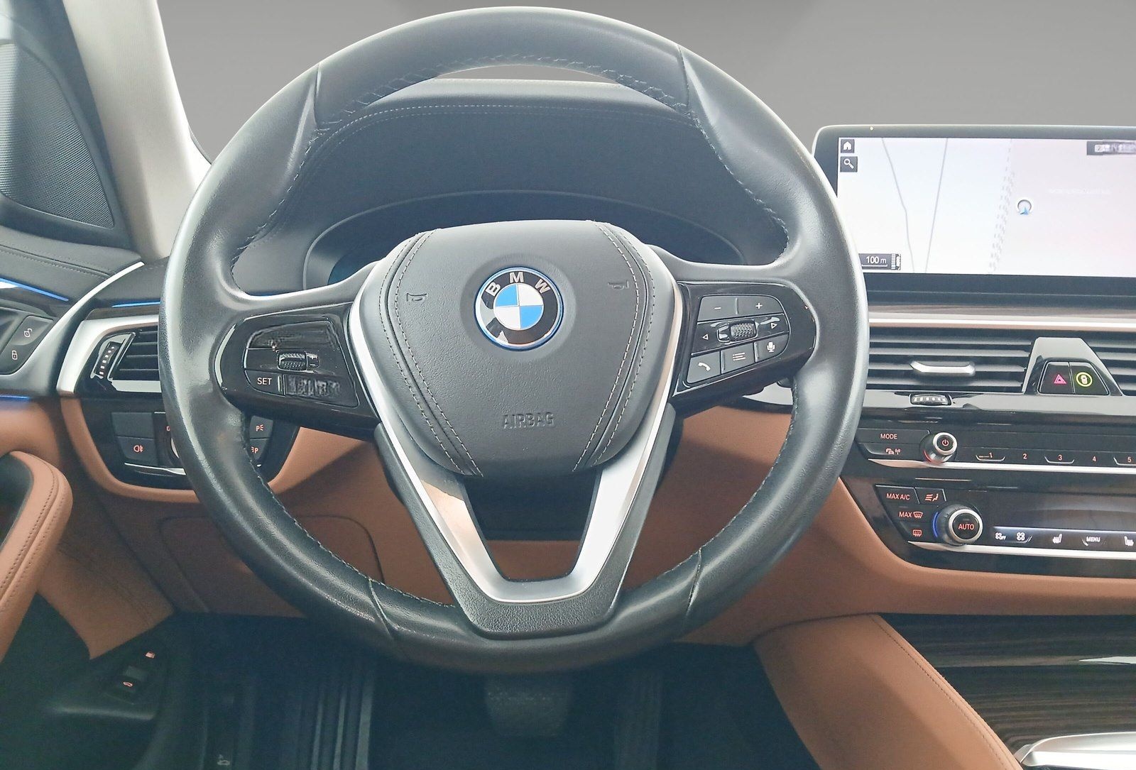 BMW 530e Touring AHK LiveCockpitProf Kamera HiFi foto 9