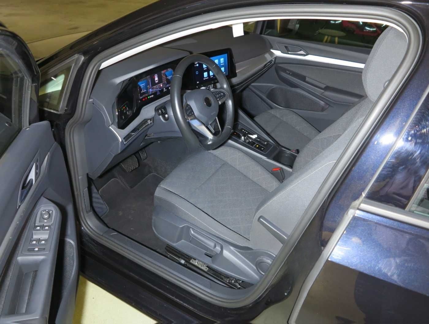 Volkswagen Golf VIII Variant 2.0 TDI SCR DSG7 Life Navi foto 6