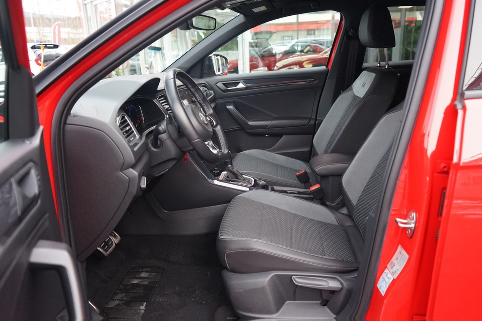 Volkswagen T-Roc 2.0 Sport R-Line 4Motion LED ACC AHK Navi foto 34