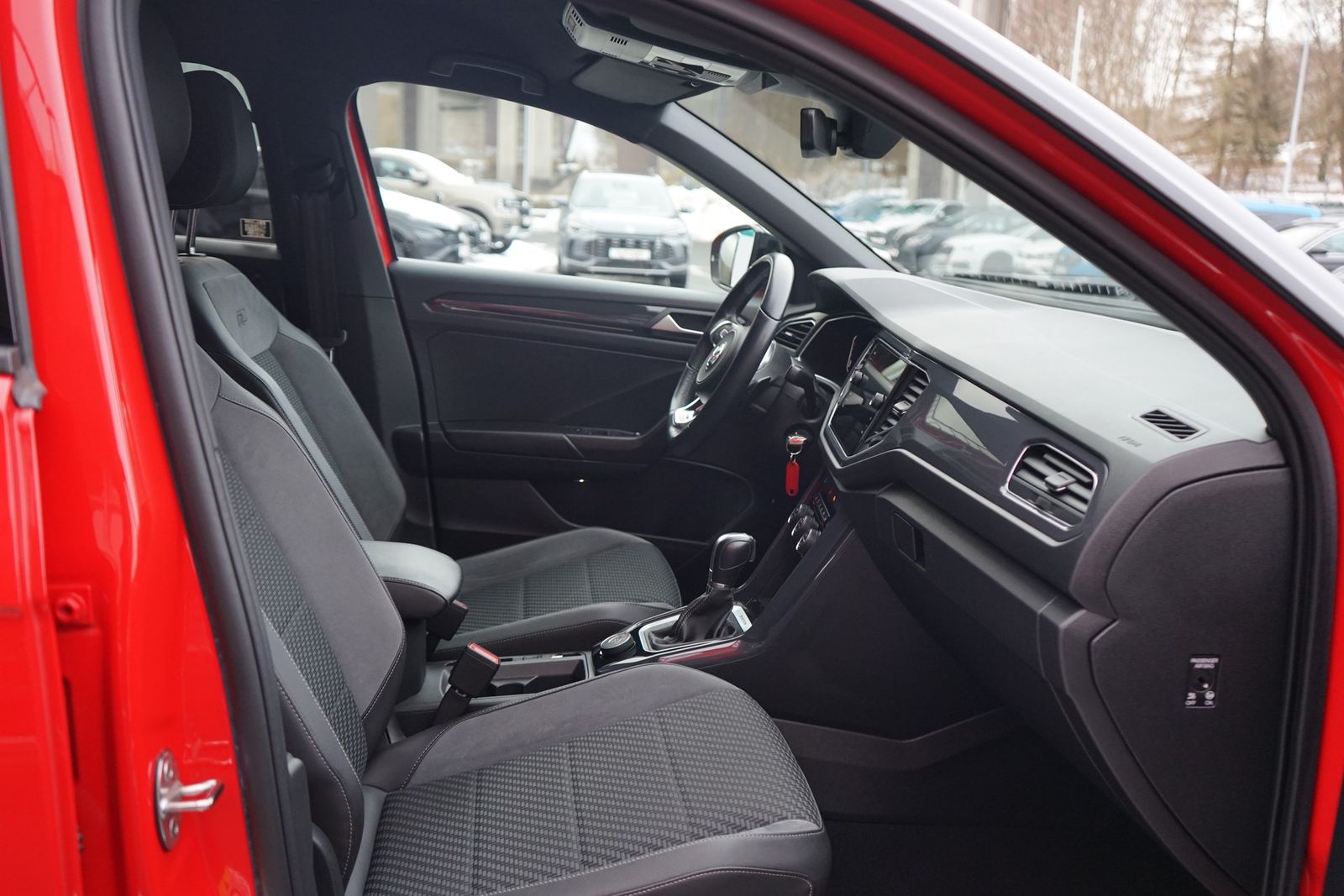 Volkswagen T-Roc 2.0 Sport R-Line 4Motion LED ACC AHK Navi foto 35