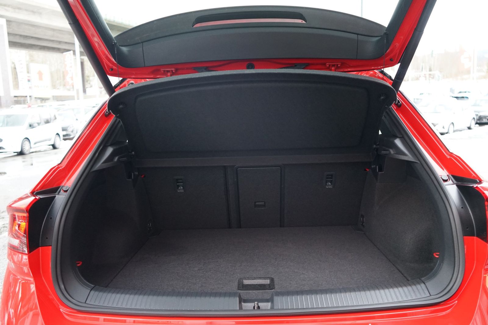 Volkswagen T-Roc 2.0 Sport R-Line 4Motion LED ACC AHK Navi foto 38