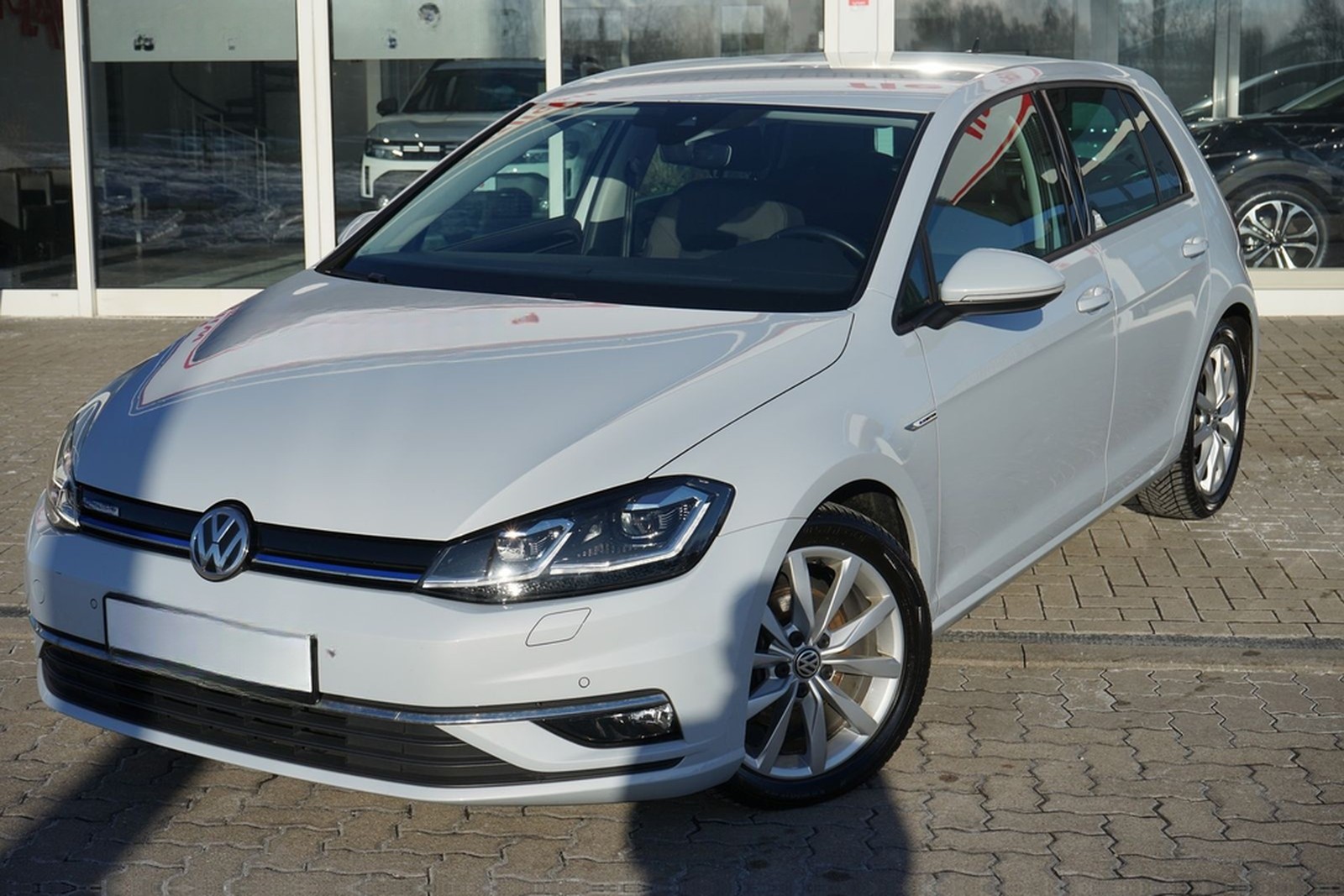 Volkswagen Golf VII 1.5 TSI Highline DSG LED Navi DAB ACC foto 2