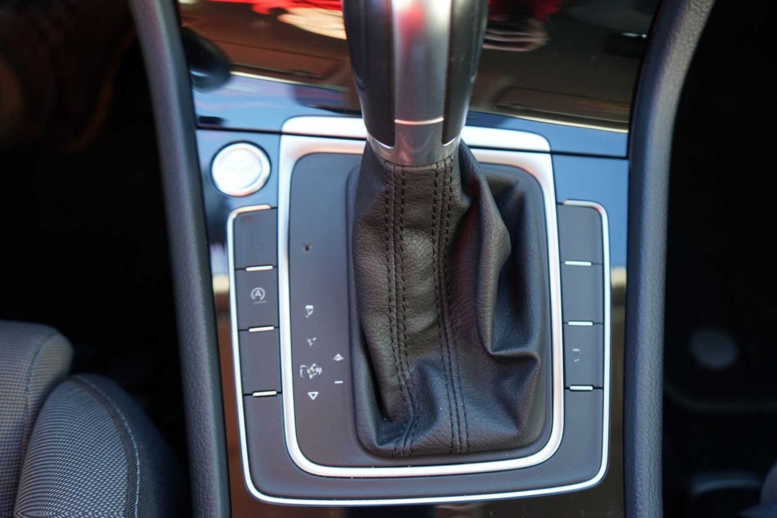 Volkswagen Golf VII 1.5 TSI Highline DSG LED Navi DAB ACC foto 19