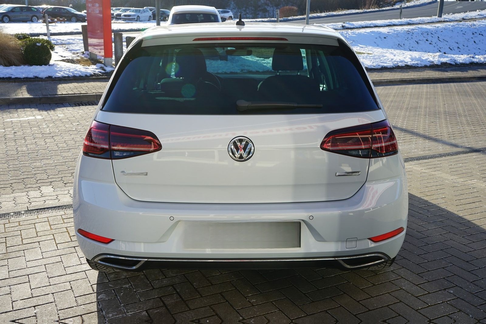 Volkswagen Golf VII 1.5 TSI Highline DSG LED Navi DAB ACC foto 5