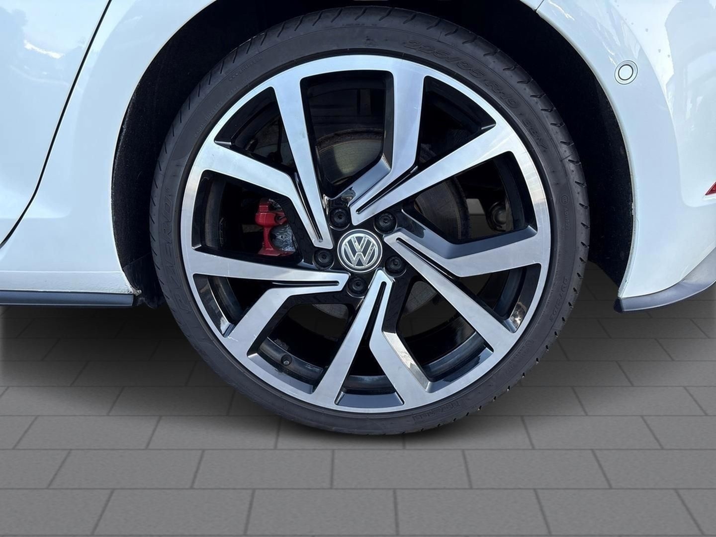 Volkswagen Golf GTI PANO LEDER ACC KAMERA NAVI LED DYNAUDIO foto 6