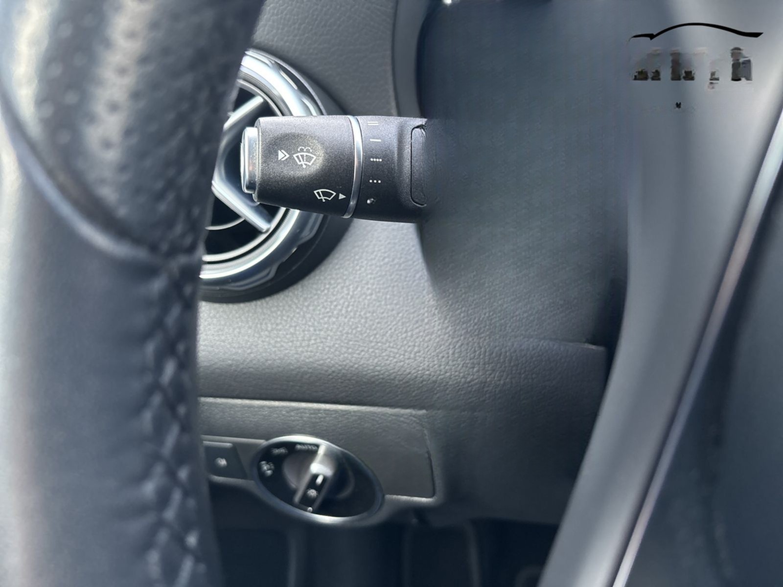Mercedes-Benz GLA 200 Urban foto 19