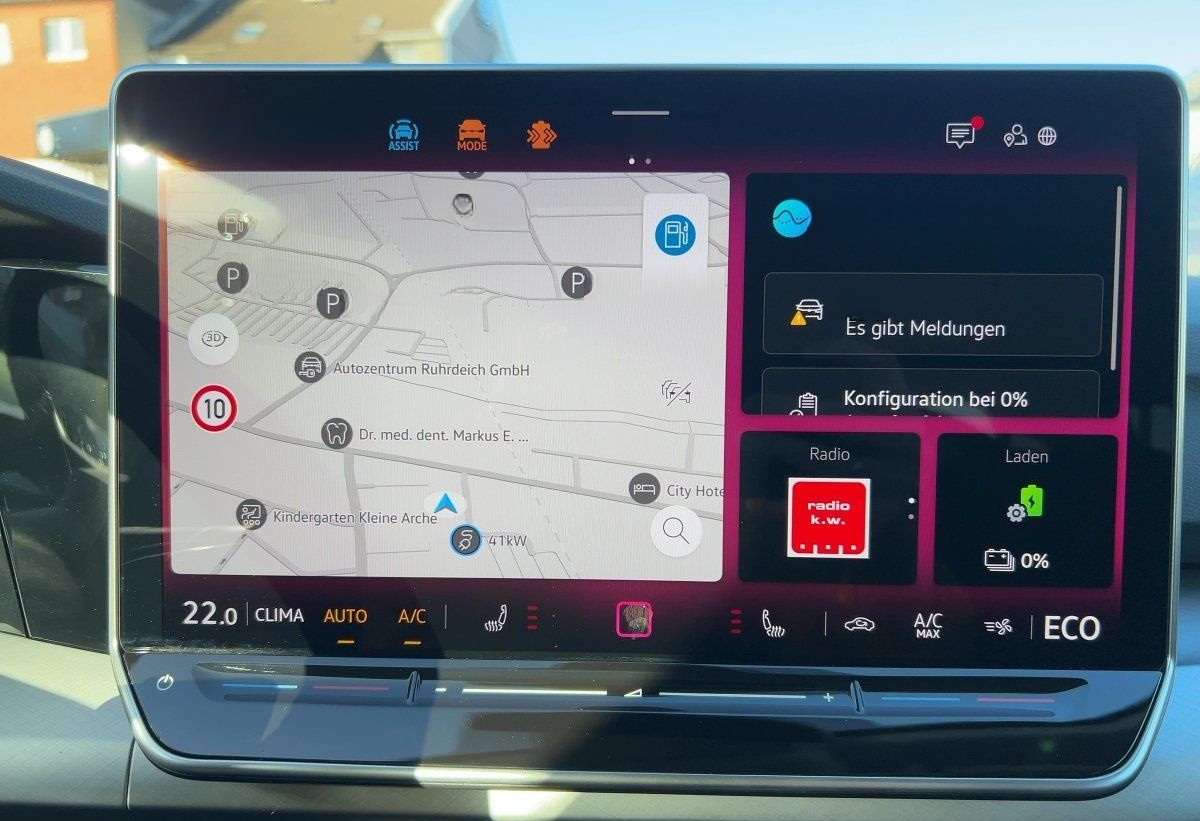 Volkswagen Golf VIII Life 1.5 eHybrid DSG APP+HUD+NAVI+ACC foto 11