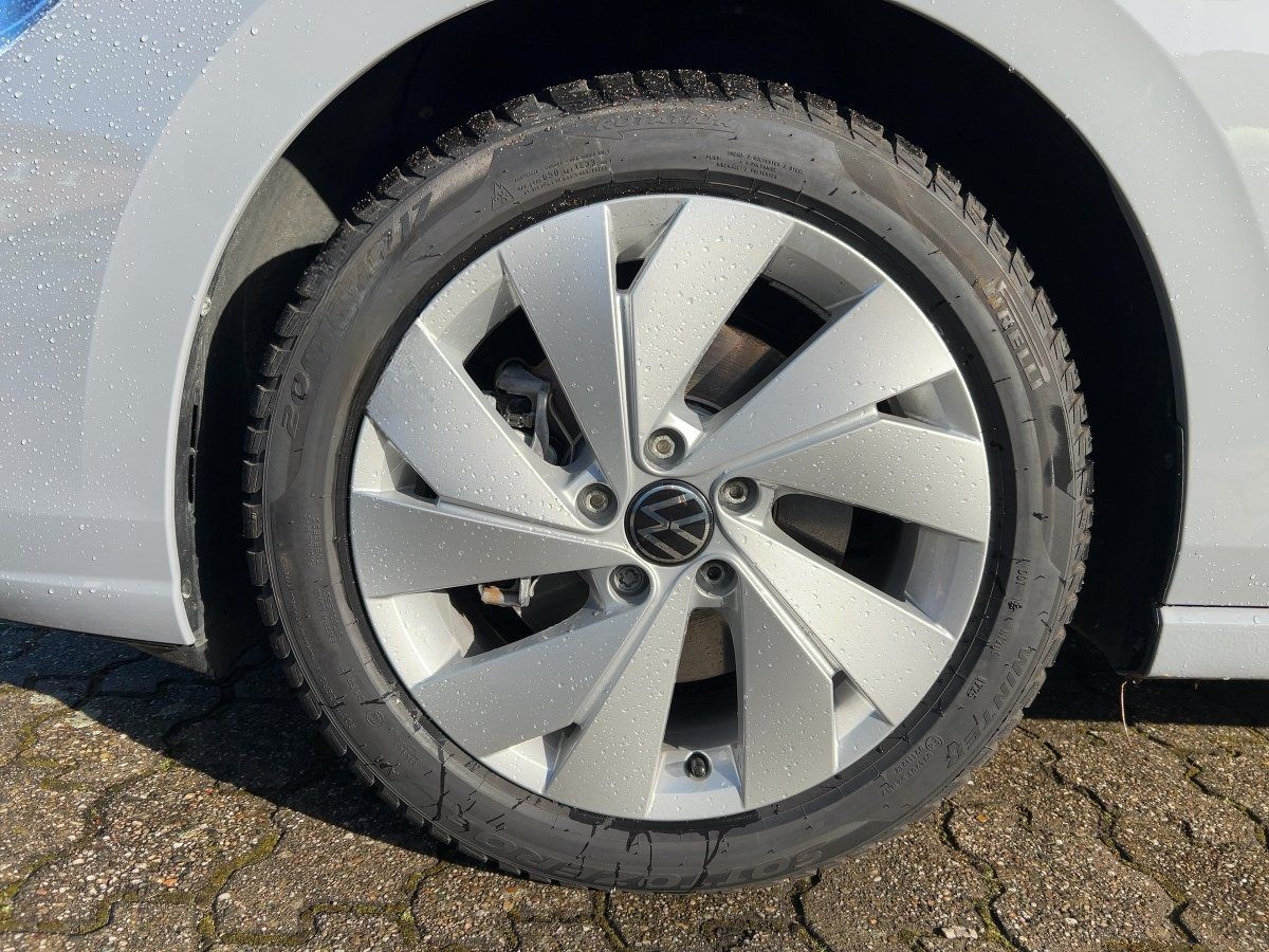 Volkswagen Golf VIII Life 1.5 eHybrid DSG APP+HUD+NAVI+ACC foto 12
