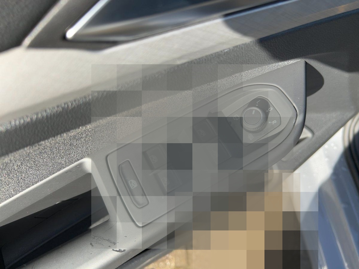 Volkswagen Golf VIII Life 1.5 eHybrid DSG APP+HUD+NAVI+ACC foto 13