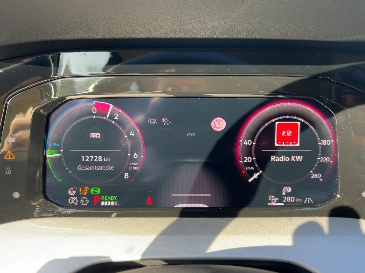 Volkswagen Golf VIII Life 1.5 eHybrid DSG APP+HUD+NAVI+ACC foto 14