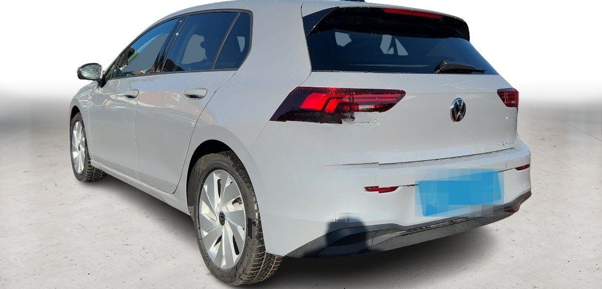Volkswagen Golf VIII Life 1.5 eHybrid DSG APP+HUD+NAVI+ACC foto 4