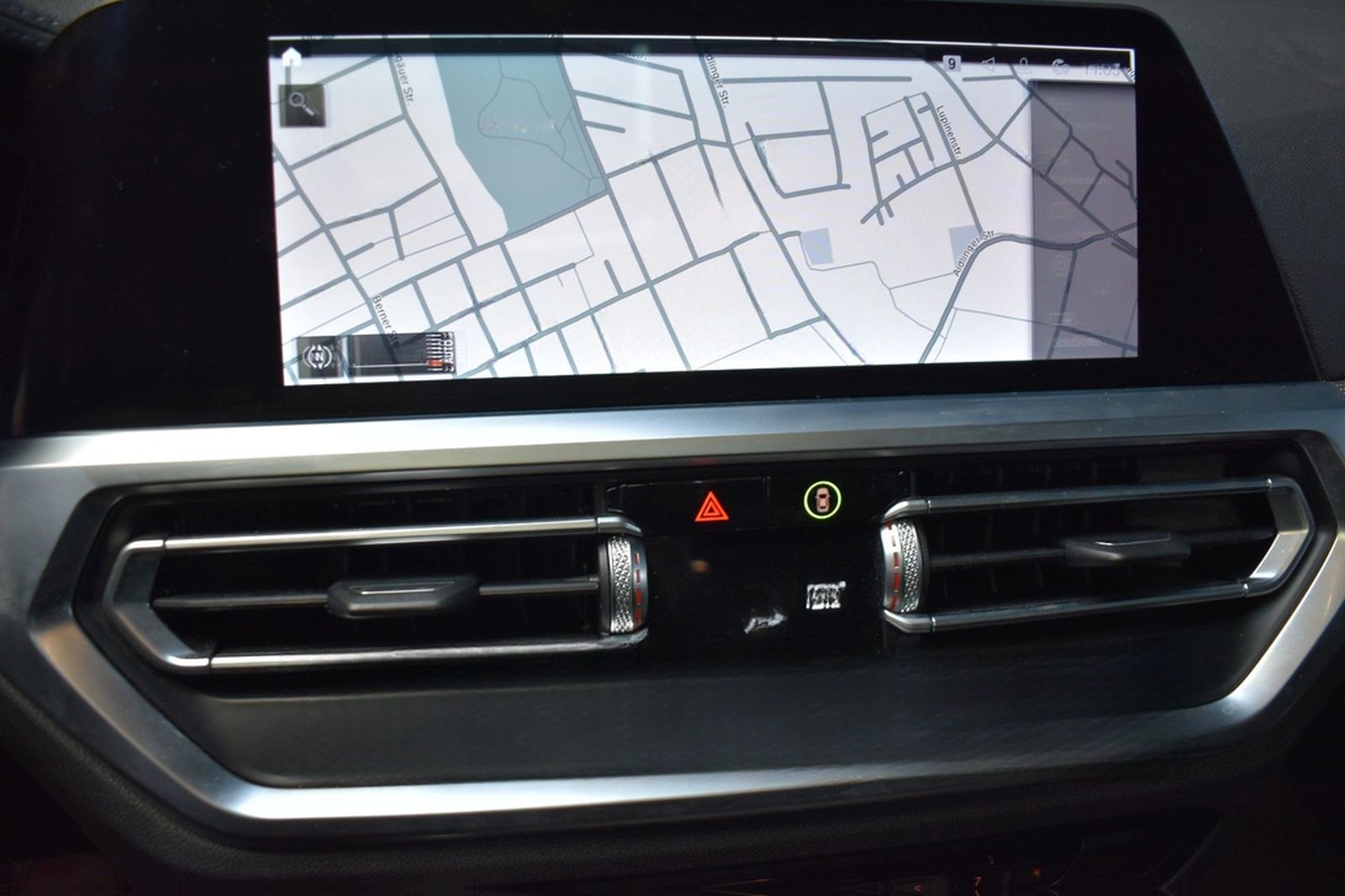 BMW 330 i Touring M SPORT*ACC*LASER*PANO*HEAD-UP*SHZ foto 16
