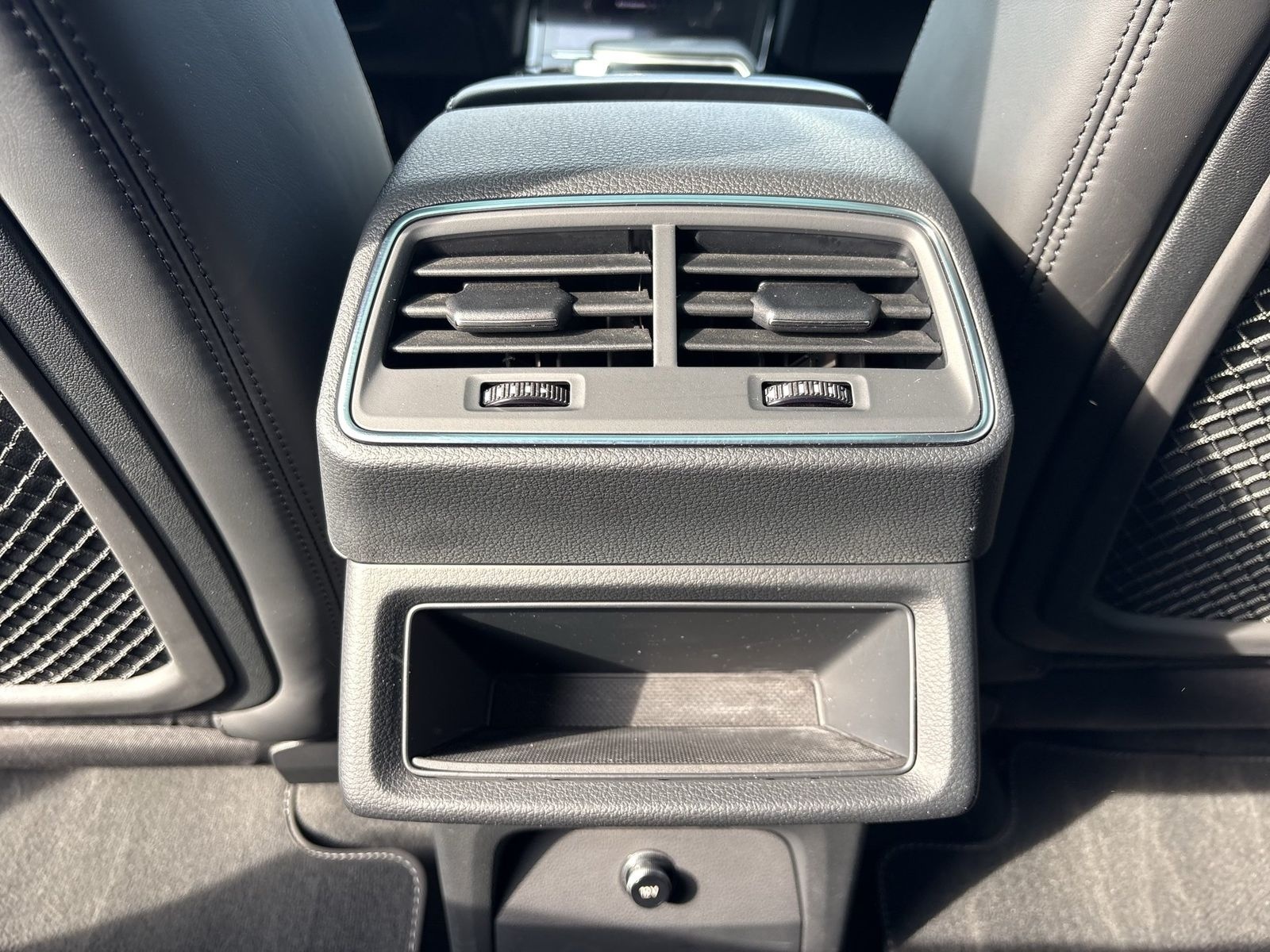Audi e-tron S quattro 370kW Kamera/Matrix/Pano/AHK foto 22