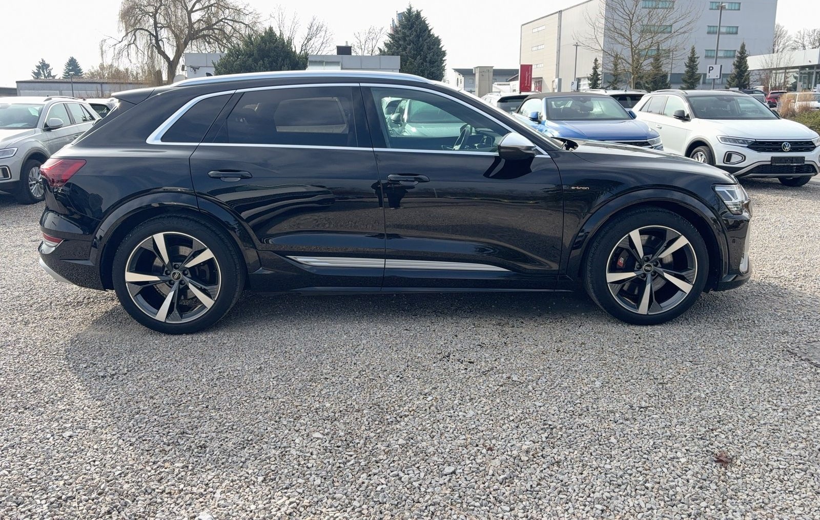 Audi e-tron S quattro 370kW Kamera/Matrix/Pano/AHK foto 8