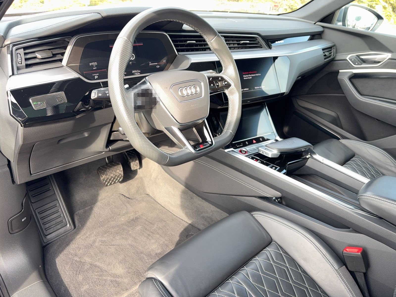 Audi e-tron S quattro 370kW Kamera/Matrix/Pano/AHK foto 10