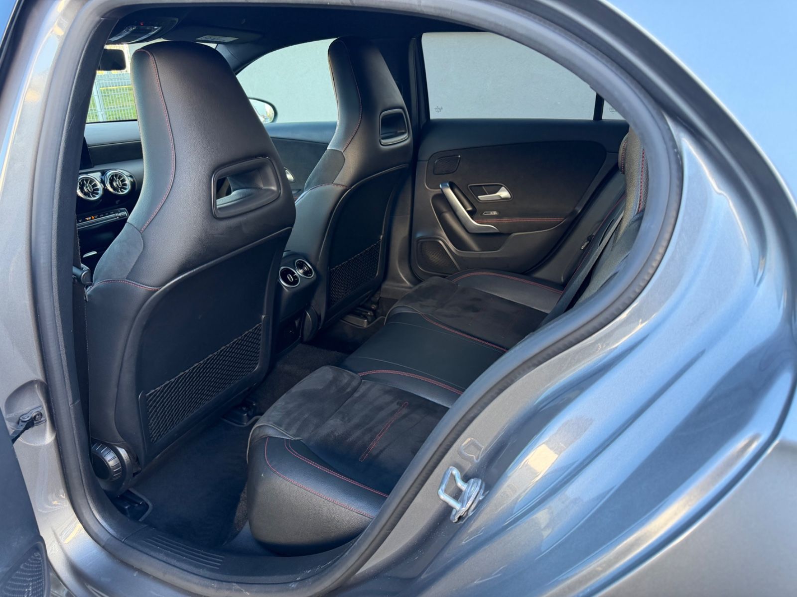 Mercedes-Benz A 200*AMG-LINE*WIDESCREEN*KAM*NAV*AMBI*NIGHT* foto 9