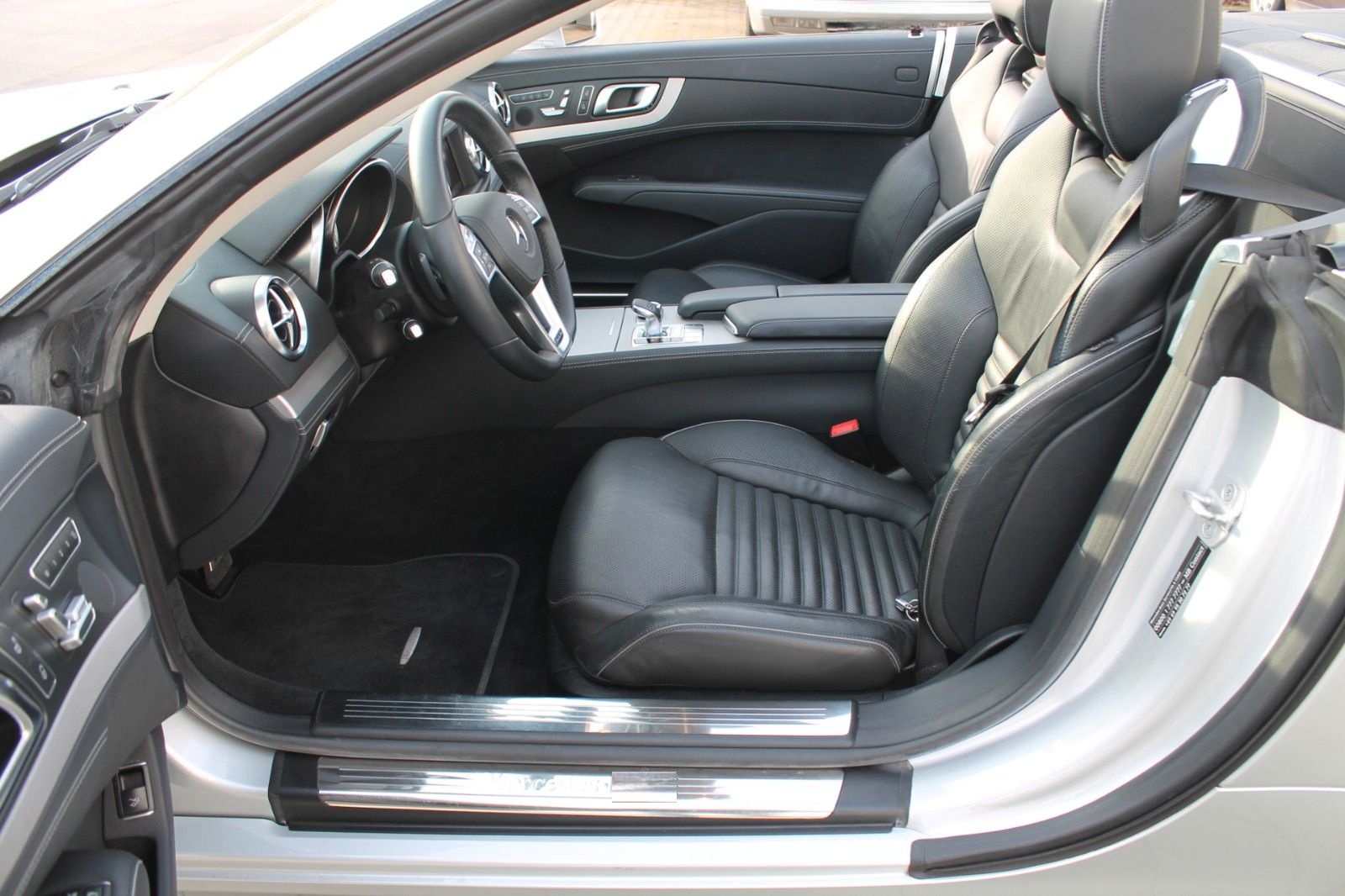 Mercedes-Benz SL 350 Super Ausstattung Top Zustand foto 11