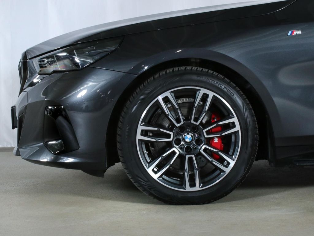 BMW 520 xd M Sport Pro Memory LED 360 H&K Icon. Glow foto 12