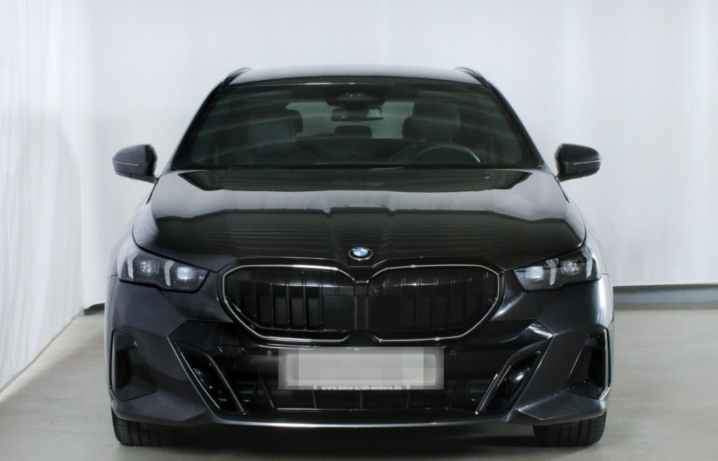 BMW 520 xd M Sport Pro Memory LED 360 H&K Icon. Glow foto 5