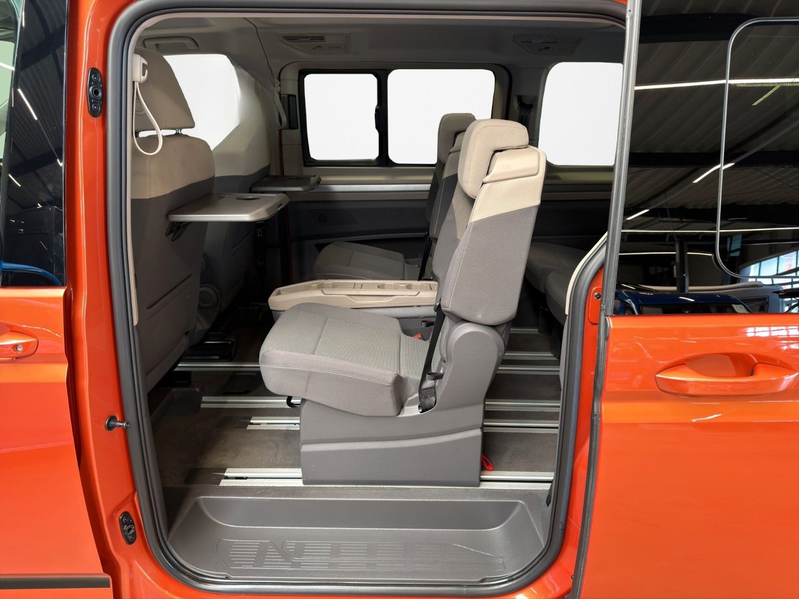 Volkswagen T7 Multivan Edition ACC RFK HUD LRHZ SHZ 3Z PANO foto 10