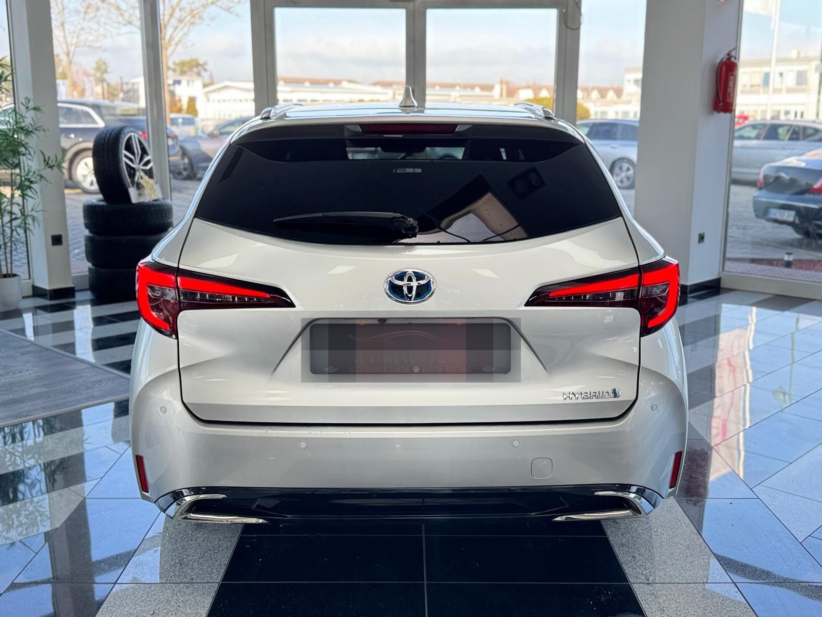 Toyota Corolla 1.8 Touring Sports Hybrid TeamD"SPUR ASS foto 6